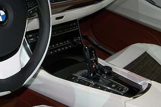 Illustration for article titled BMW 5-Series GT Concept: Giving Bangle's Rear A Lift